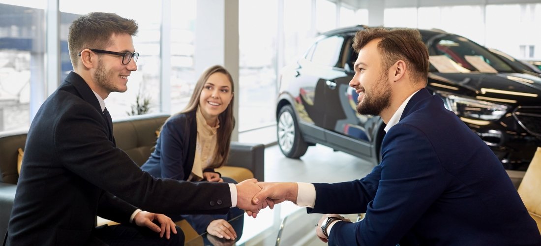 Why Partnering with an Expert Asset Finance Broker Can Drive Success for Commercial Vehicle Dealers