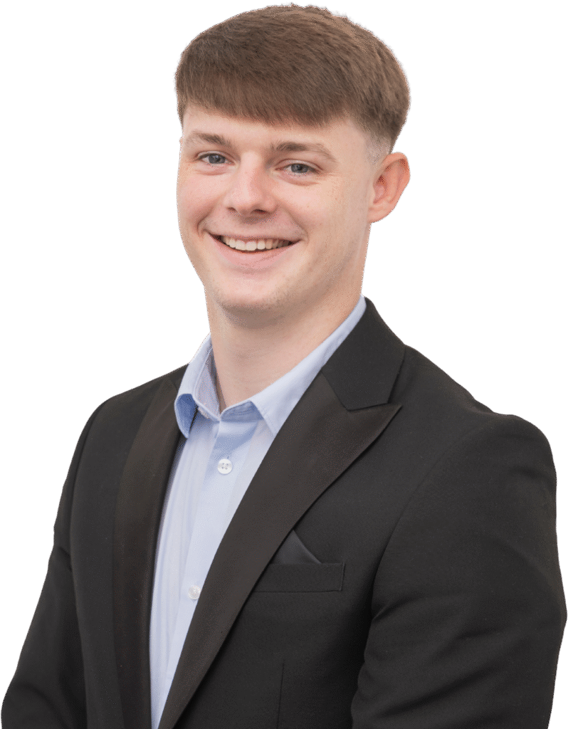 Commercial Finance Broker at MacManus Asset Finance reviewing business funding options