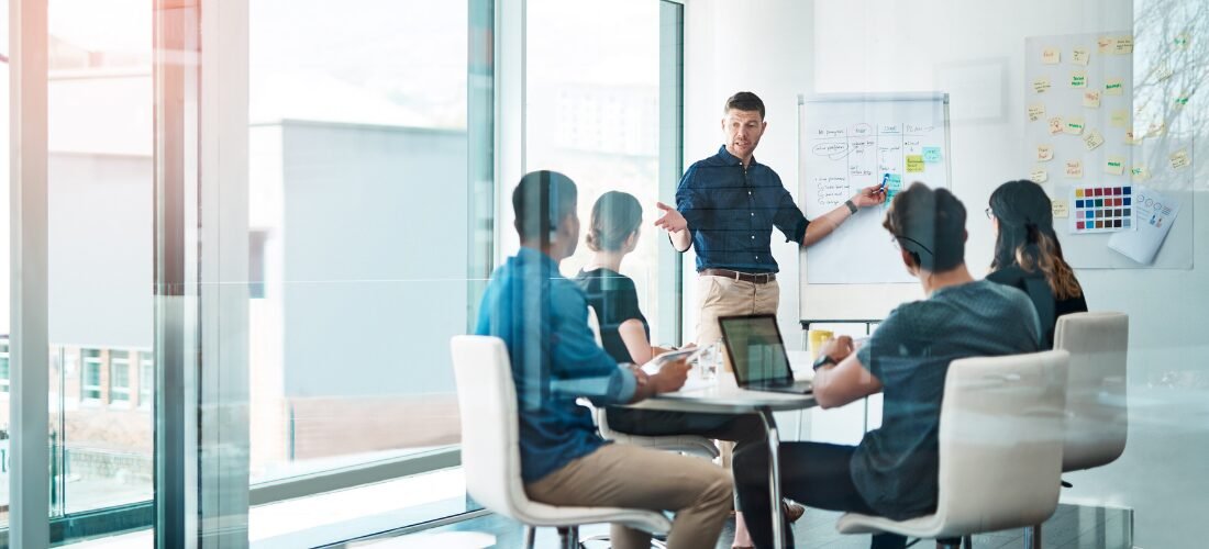 Q4 growth funding strategies for UK SMEs